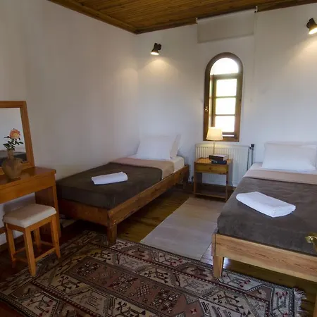 St John's House Βίλα *