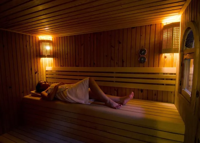 St John's House Vila *