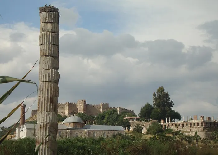 St John's House Vila