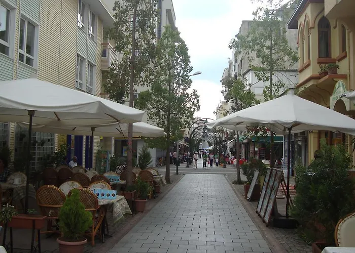 Villa St John's House *