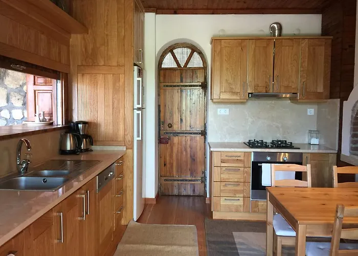 Vila St John's House *