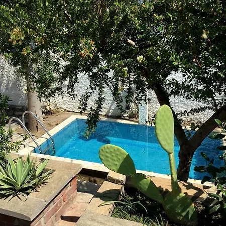 St John's House * Selçuk