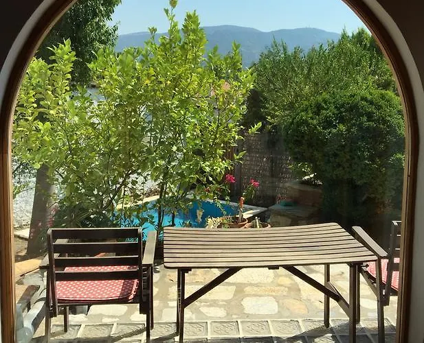 St John's House Villa *